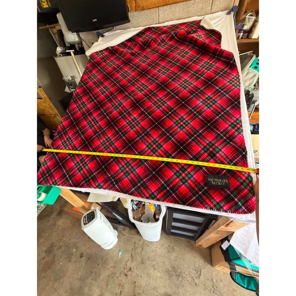 Victoria's secret Sherpa lined throw blanket red